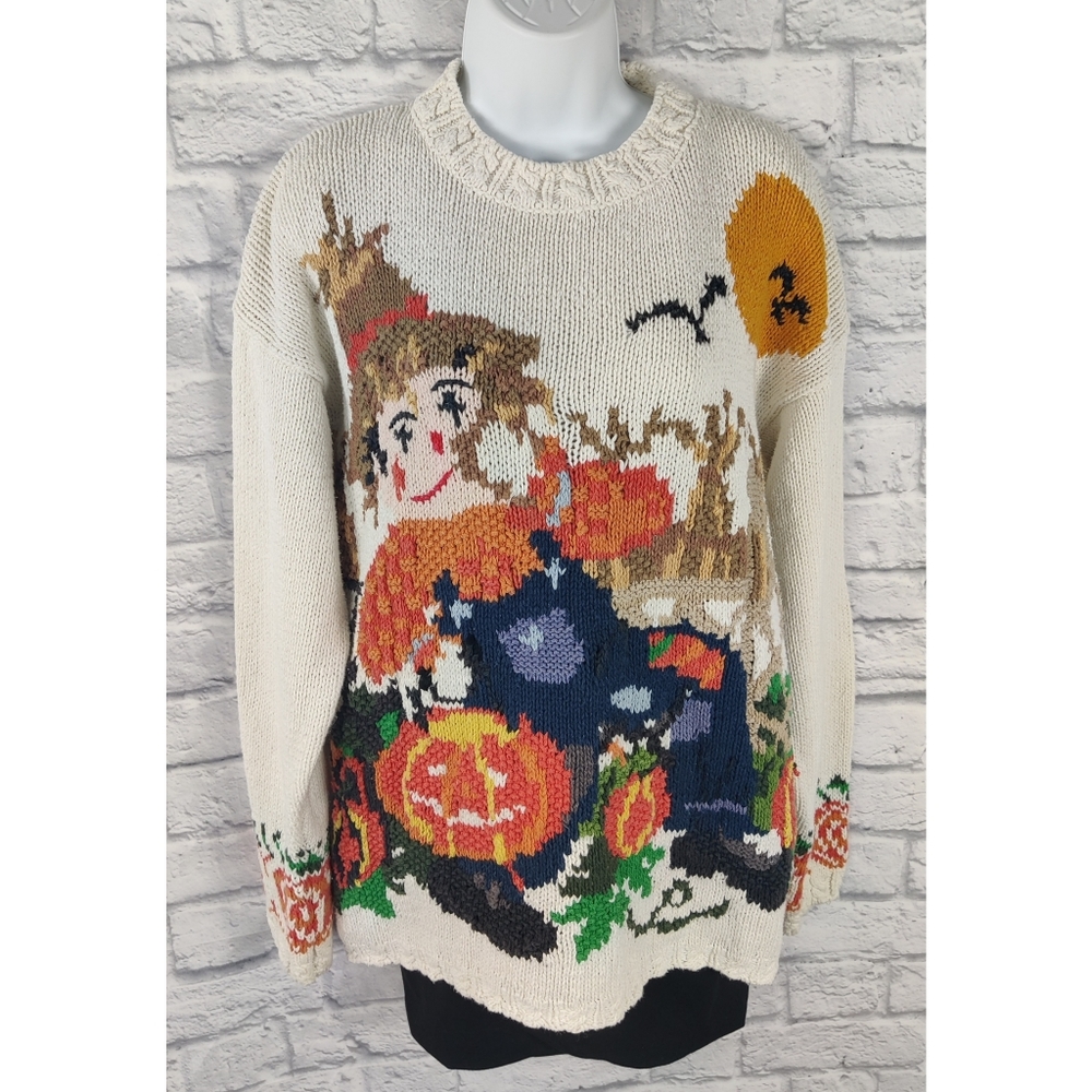 Crystal-Kobe Festive Knitted Halloween Sweater